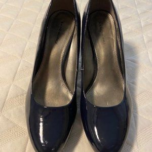 Navy Bandolino Heels